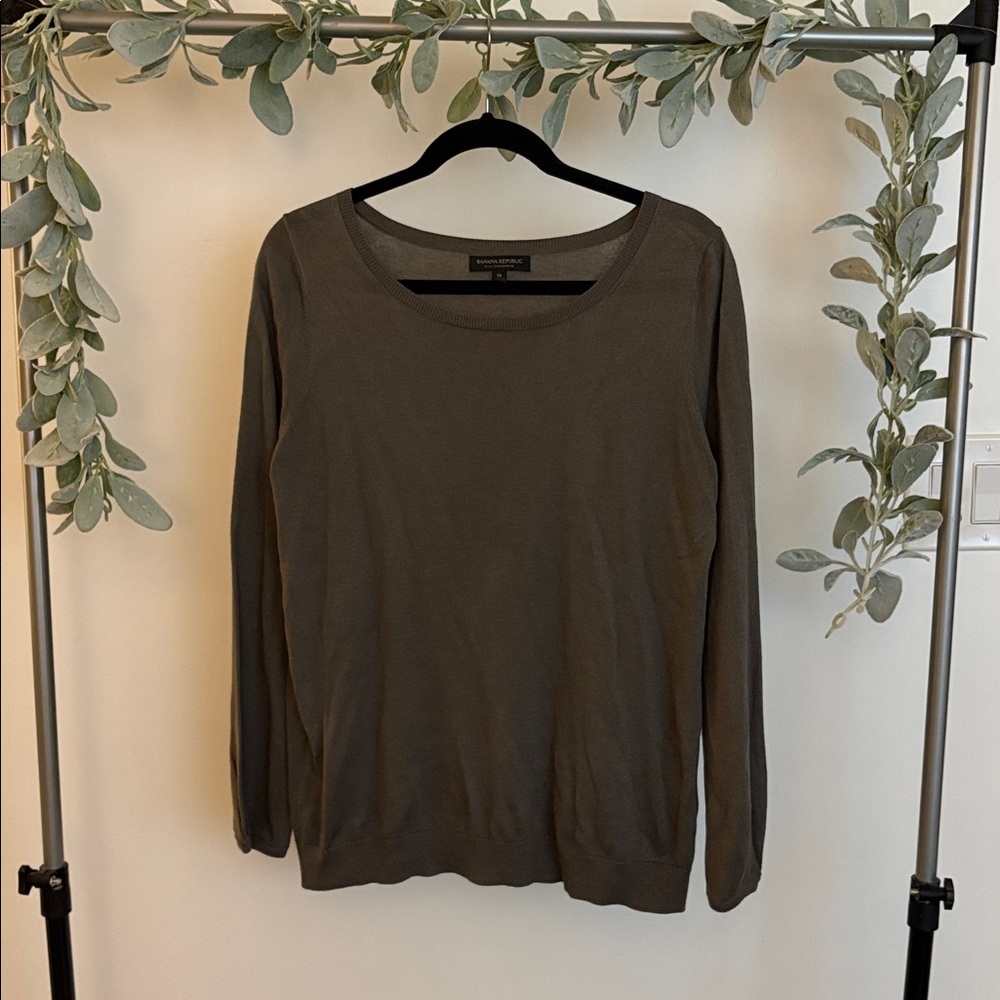 Banana Republic shirt